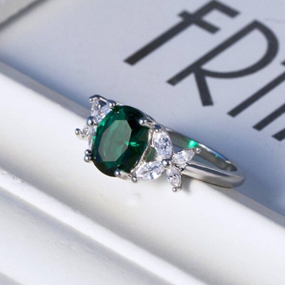 ✨ Dainty Oval Green Zircon Emerald Elegant Silver Rings for Women, EVGG1252 - Picture 1 of 6
